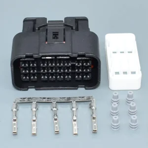 24 Pin Car Auto Cable Socket Automotive Connect Wire Connector With Terminals