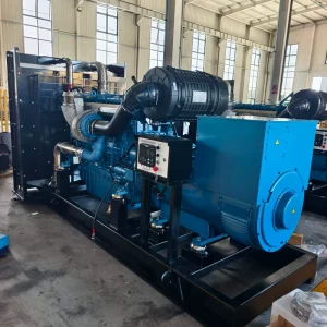 750KVA 600KW Low Fuel Consumption Easy Maintenance Diesel Generator Set With WEICHAI Engine For Hospital Or School