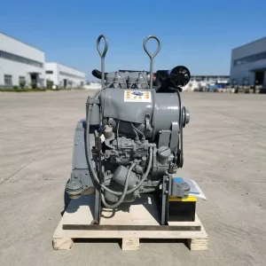 F2L912 Deutz Two Cylinder Diesel Tractor Engine