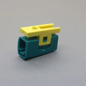 Fci Superseal Automotive Connector PCB Socket Plastic Housing Auto Connector